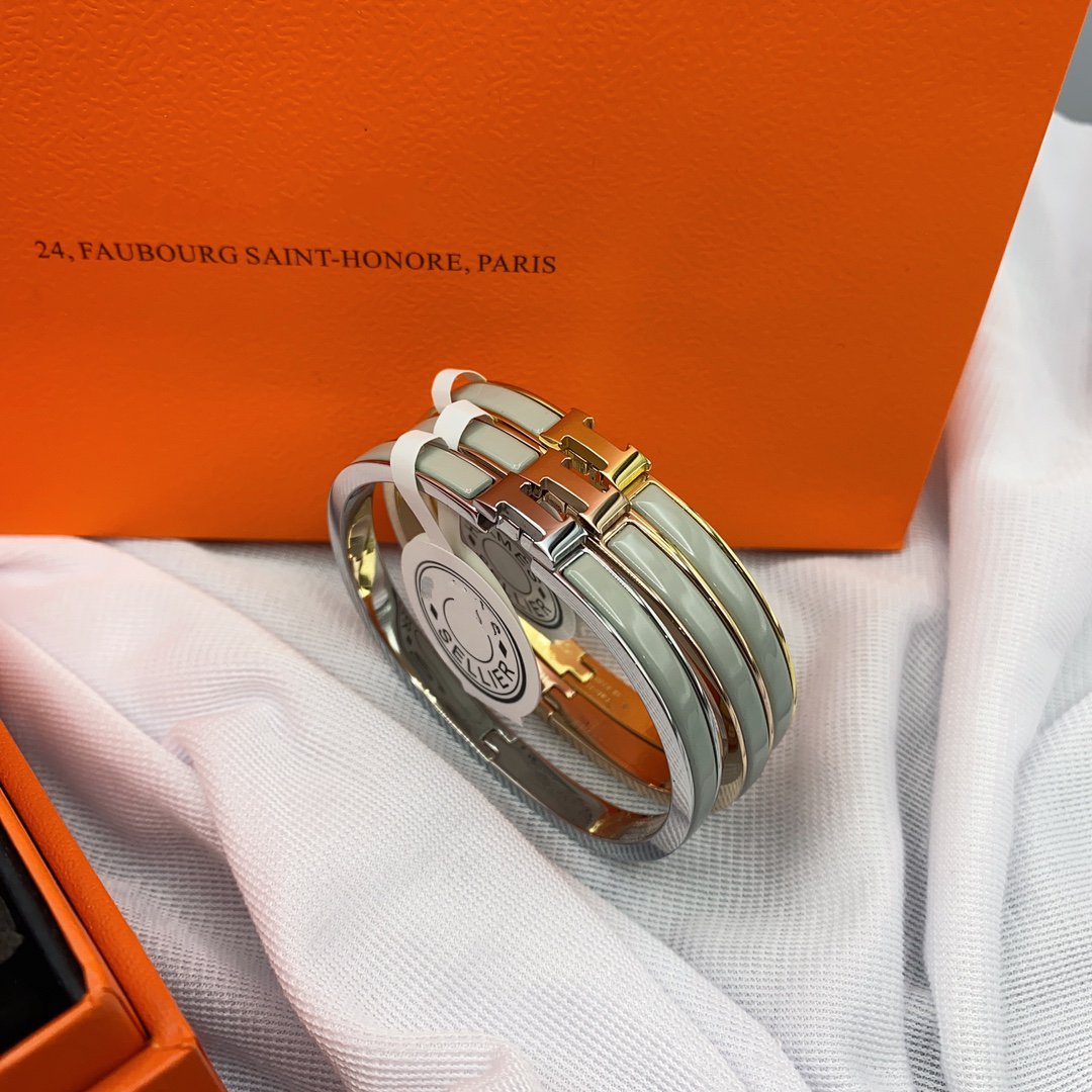 ¡®Aura Jewels¡¯CLASSIC HM CLIC GREEN 8MM ENAMEL BRACELET