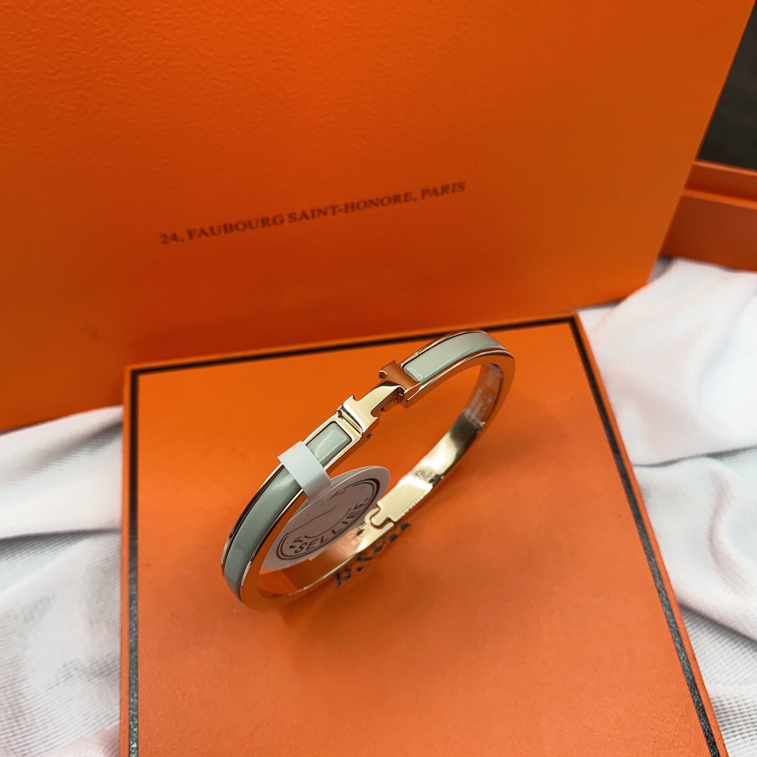 ¡®Aura Jewels¡¯CLASSIC HM CLIC GREEN 8MM ENAMEL BRACELET