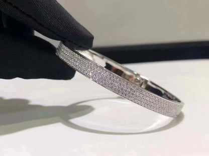 ¡®Aura Jewels¡¯HM KELLY BRACELET IN SILVER AND FULL PAVE DIAMOND