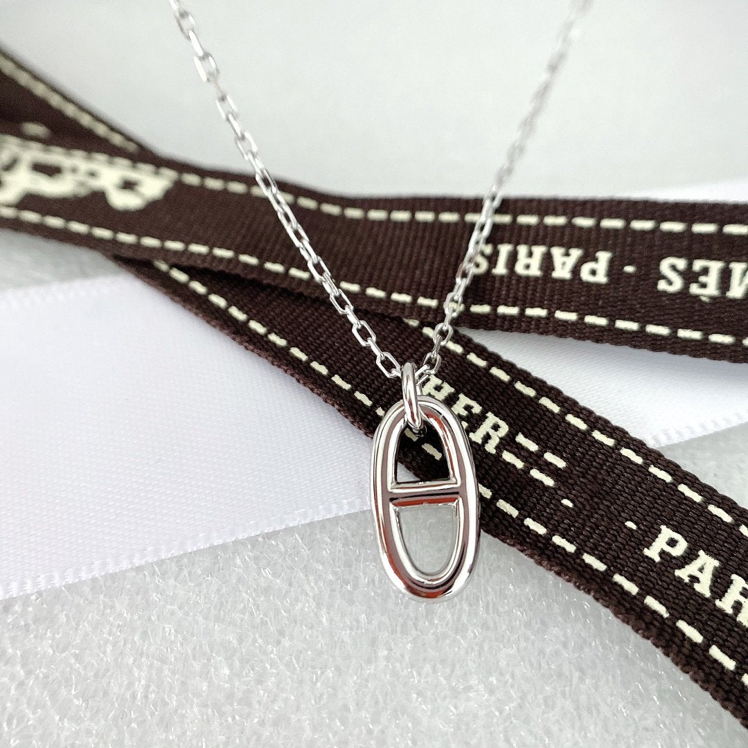 ¡®Aura Jewels¡¯HM PIG NOSE NECKLACE