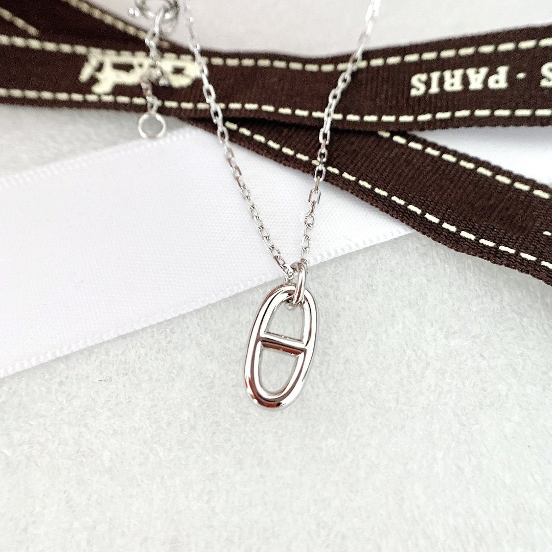 ¡®Aura Jewels¡¯HM PIG NOSE NECKLACE