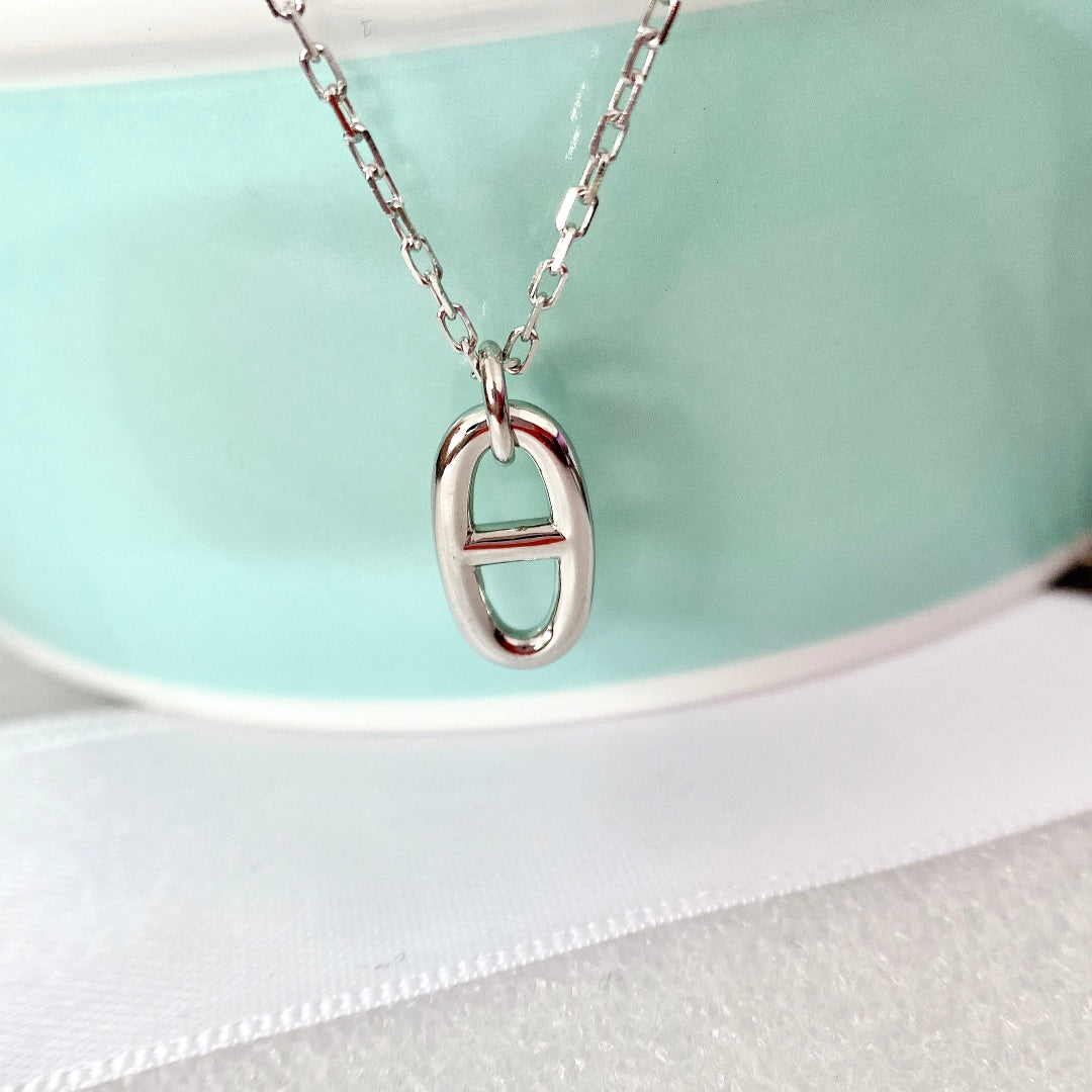¡®Aura Jewels¡¯HM PIG NOSE NECKLACE