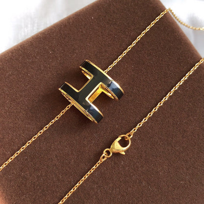 ¡®Aura Jewels¡¯HM CLIC BLACK ENAMEL GOLD NECKLACE