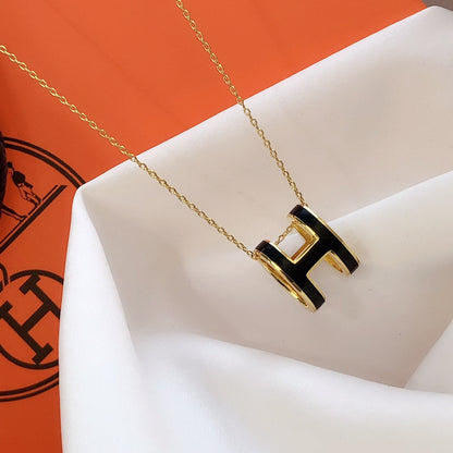 ¡®Aura Jewels¡¯HM CLIC BLACK ENAMEL GOLD NECKLACE