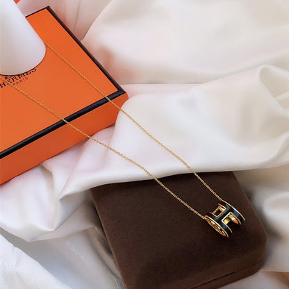 ¡®Aura Jewels¡¯HM CLIC BLACK ENAMEL GOLD NECKLACE