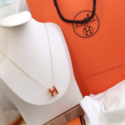 ¡®Aura Jewels¡¯HM CLIC RED ENAMEL GOLD NECKLACE