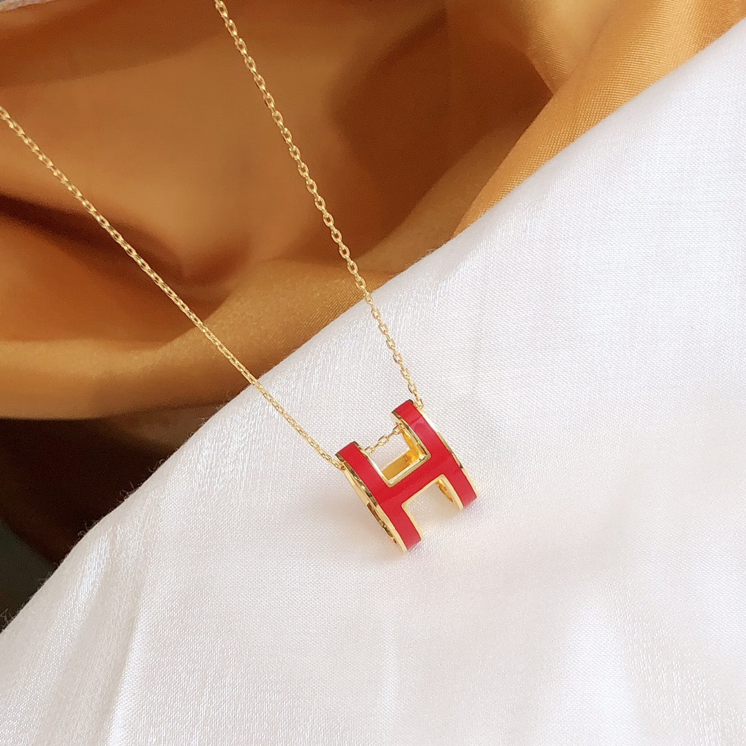 ¡®Aura Jewels¡¯HM CLIC RED ENAMEL GOLD NECKLACE