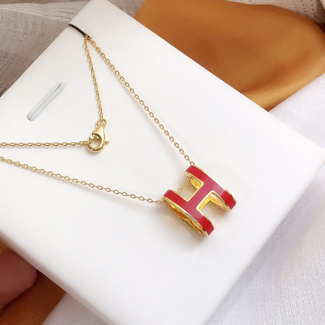 ¡®Aura Jewels¡¯HM CLIC RED ENAMEL GOLD NECKLACE