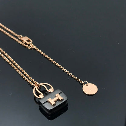 ¡®Aura Jewels¡¯WOMEN'S HM AMULETTES CONSTANCE PENDANT NECKLACE
