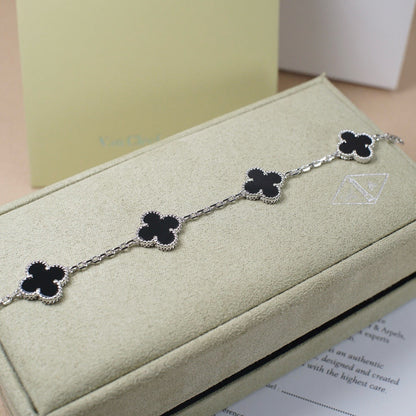 [Aura Jewels]New CLOVER 5 MOTIF ONYXS BRACELET COLLECTION