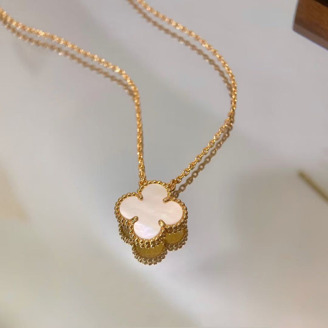 [Aura Jewels]CLOVER MINI 15MM WHITE MOTHER-OF-PEARL NECKLACE