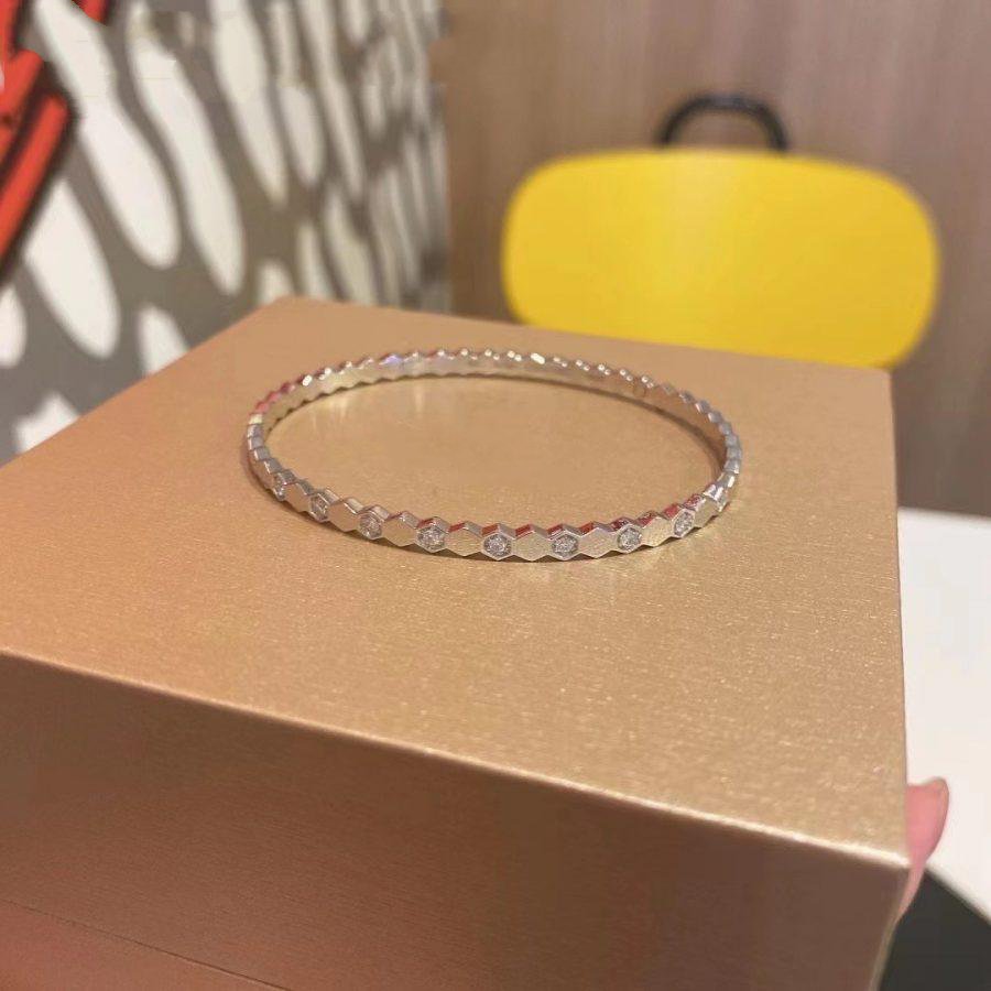 ¡®Aura Jewels¡¯BEE LOVE SILVER DIAMOND BRACELET