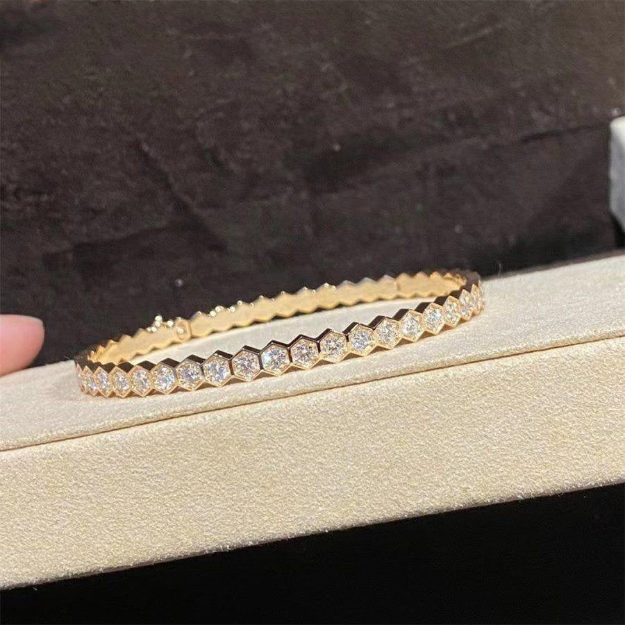 ¡®Aura Jewels¡¯BEE LOVE GOLD BRACELET FULL DIAMOND