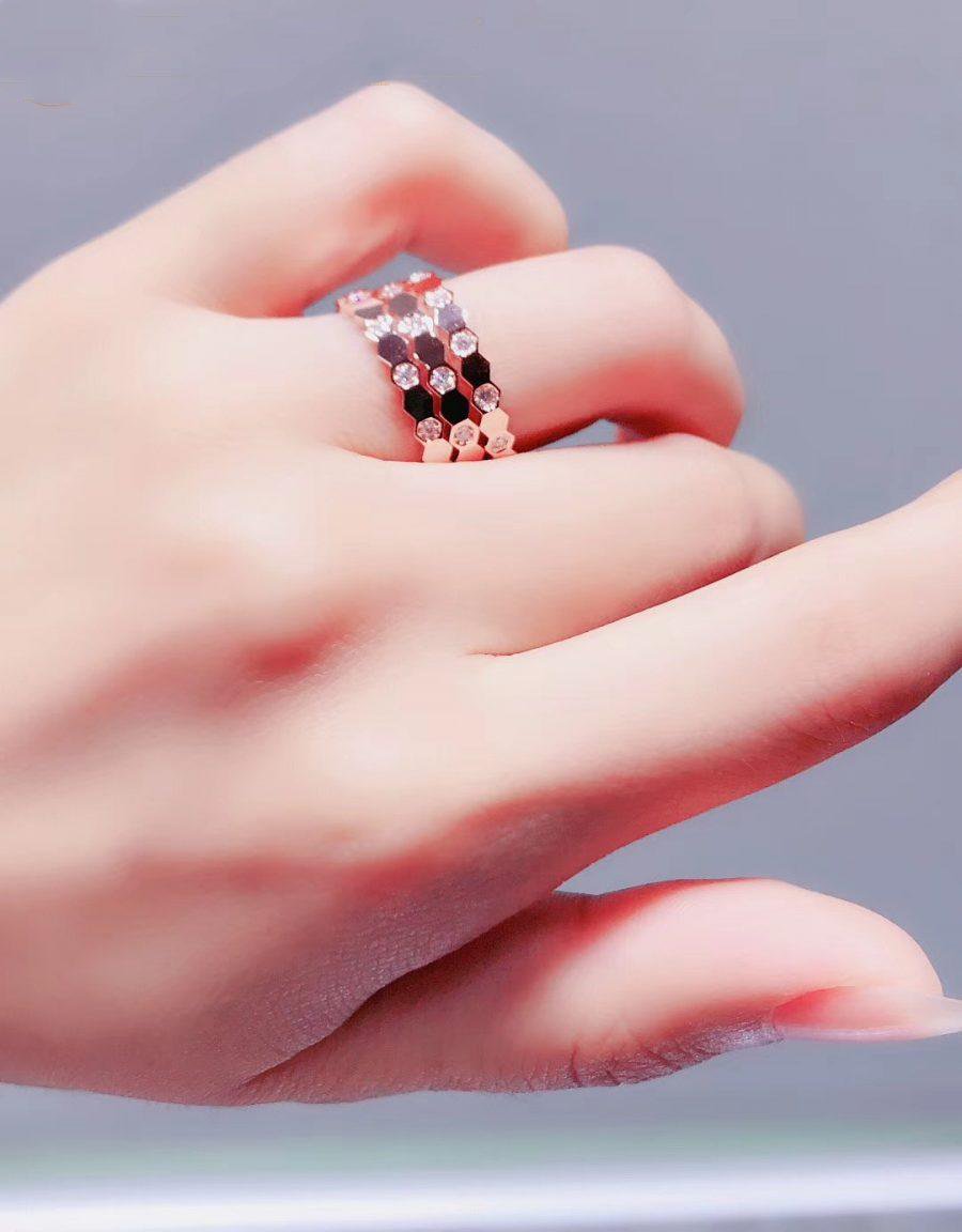 ¡®Aura Jewels¡¯BEE LOVE RING PINK GOLD DIAMOND
