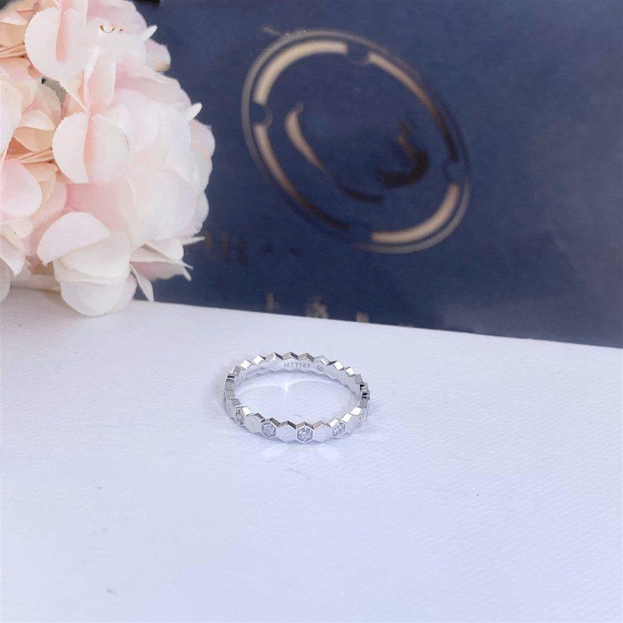 ¡®Aura Jewels¡¯BEE LOVE RING SILVER DIAMOND