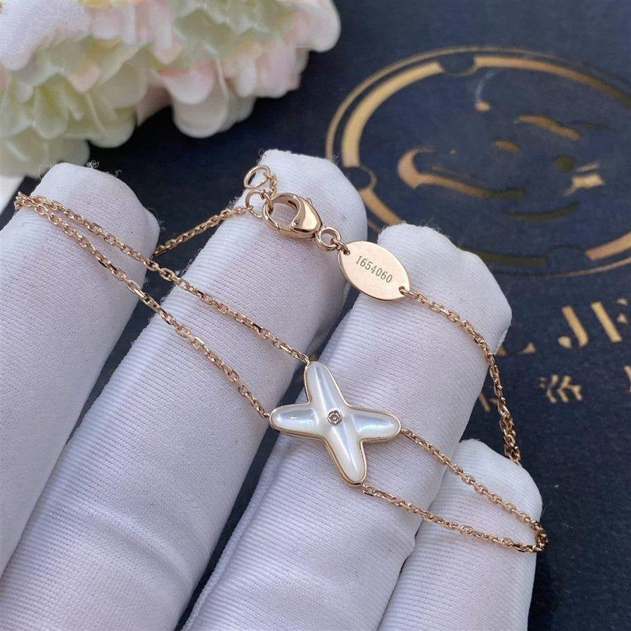 ¡®Aura Jewels¡¯JEUX BRACELET WHITE MOP PINK GOLD 1 DIAMOND