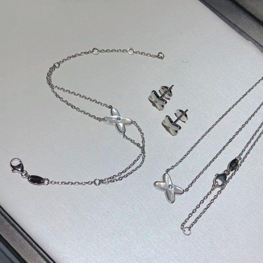 ¡®Aura Jewels¡¯JEUX BRACELET WHITE MOP SILVER 1 DIAMOND