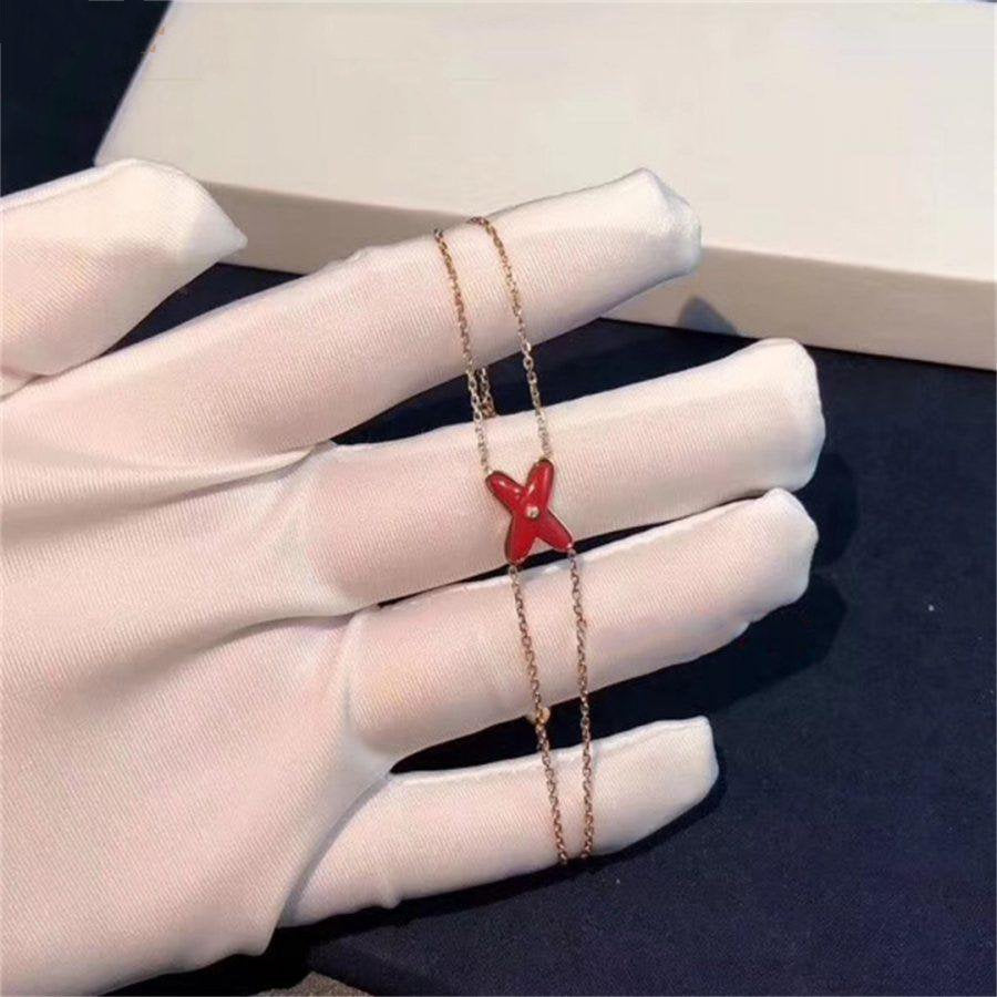 ¡®Aura Jewels¡¯JEUX BRACELET CARNELIAN PINK GOLD 1 DIAMOND