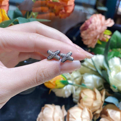 ¡®Aura Jewels¡¯JEUX DE SILVER DIAMOND EARRINGS