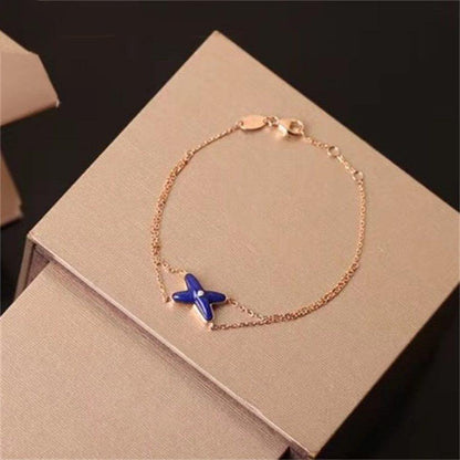 ¡®Aura Jewels¡¯Hollow Design Four-Leaf Clover Flower Shape Ring