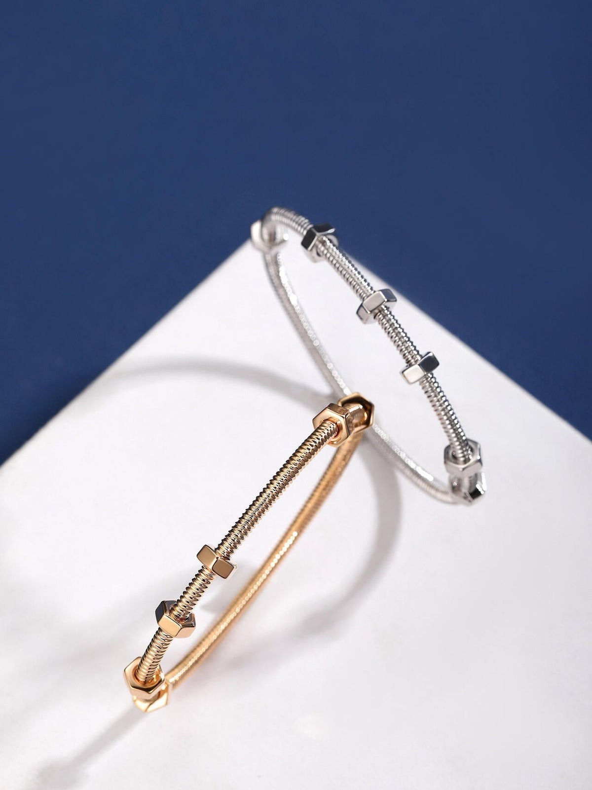 [¡®Aura Jewels¡¯]CT THREADED BRACELET
