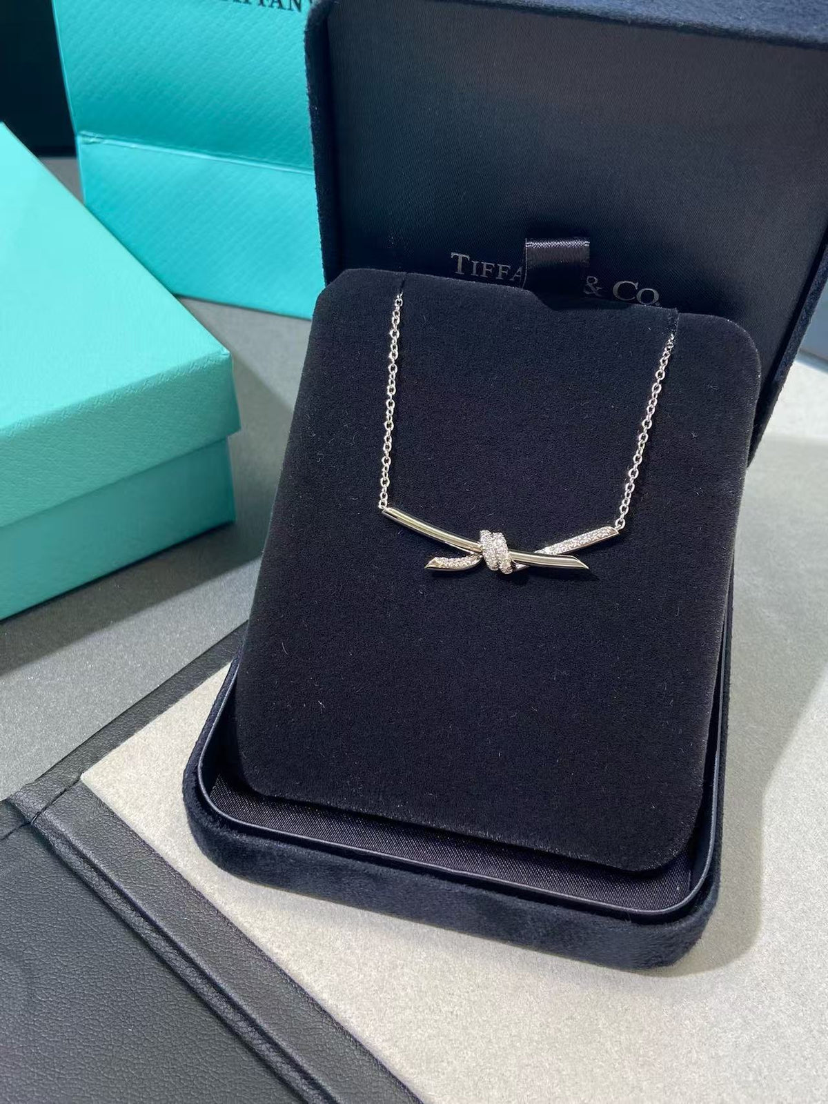 [Aura Jewels]T House Diamond-Studded Knot Necklace