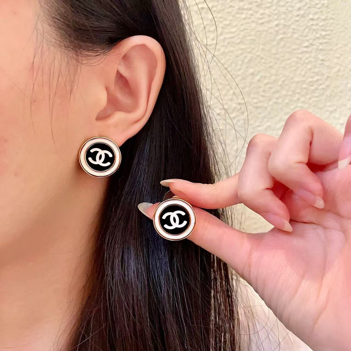 [Aura Jewels]Classic Double C Stud Earrings
