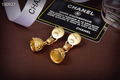 [Aura Jewels]Golden Chanel stud earrings