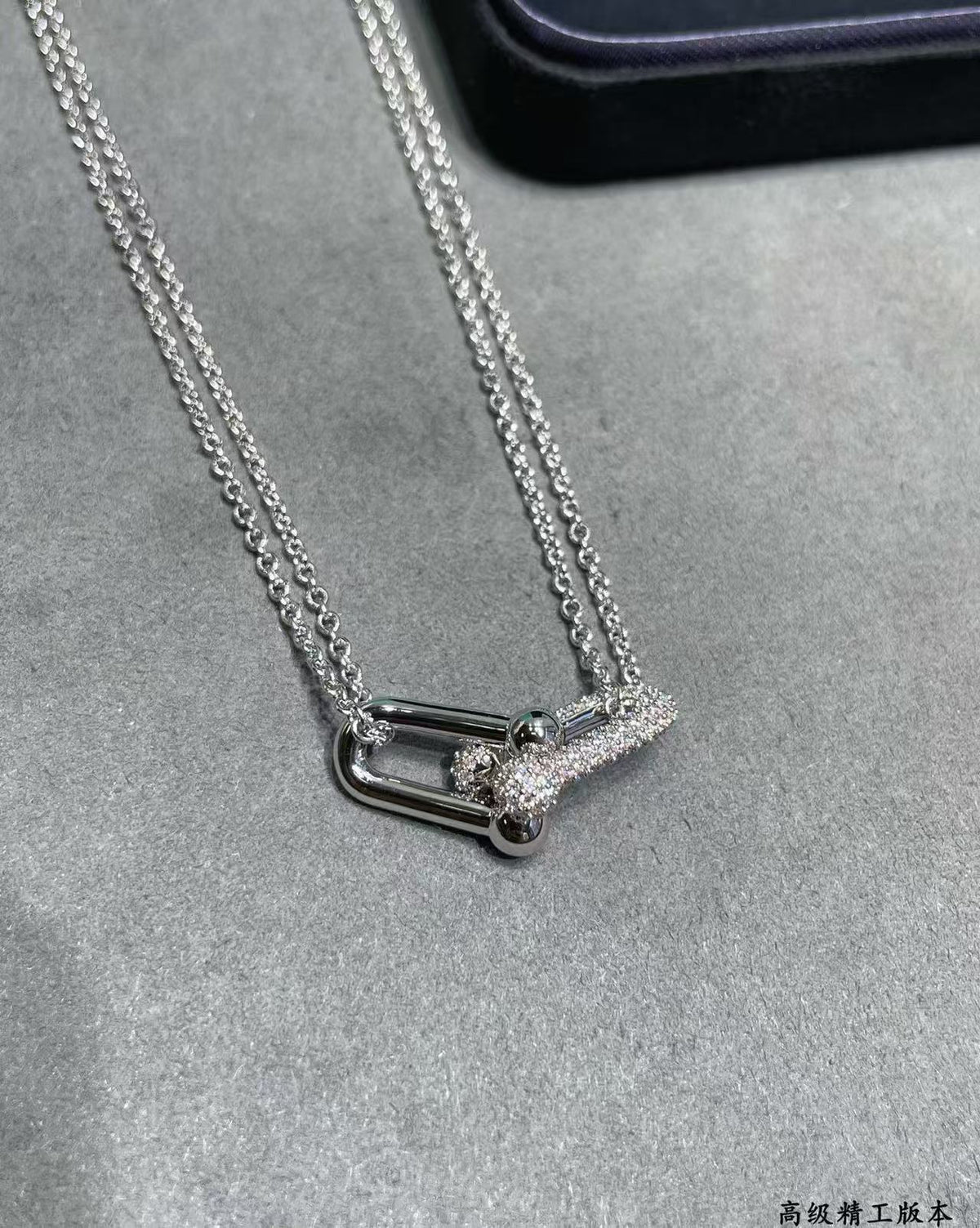 [Aura Jewels]T House Diamond-Set Double Chain Link Pendant Necklace