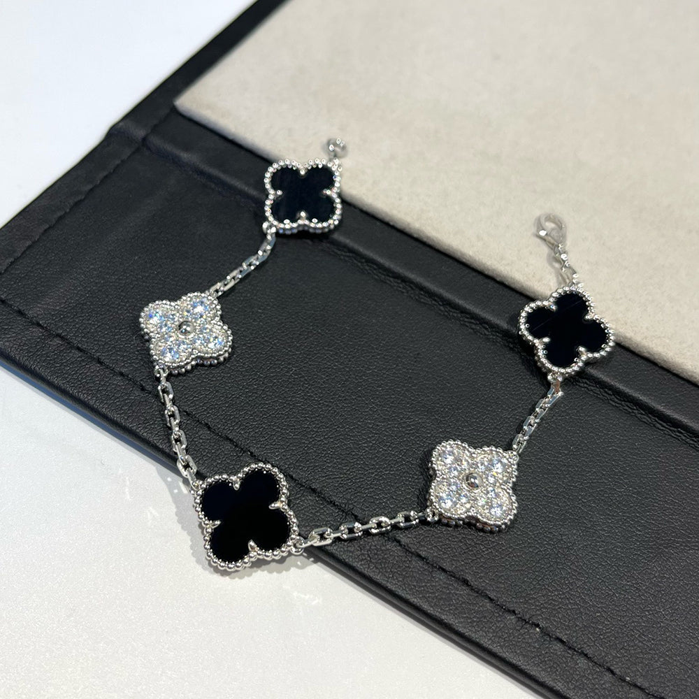 [Aura Jewels]New CLOVER 5 MOTIF ONYXS BRACELET COLLECTION