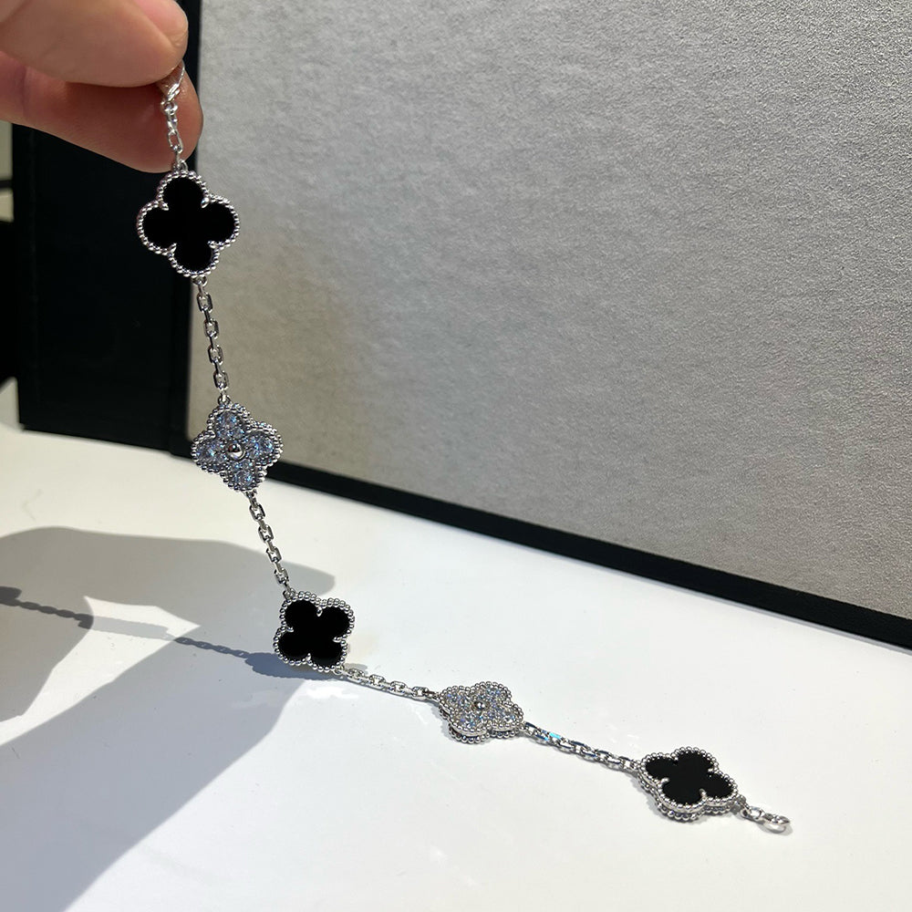 [Aura Jewels]New CLOVER 5 MOTIF ONYXS BRACELET COLLECTION