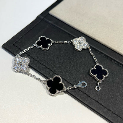 [Aura Jewels]New CLOVER 5 MOTIF ONYXS BRACELET COLLECTION