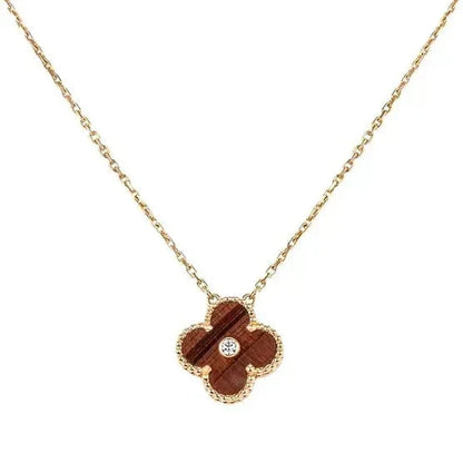 ¡®Aura Jewels¡¯CLOVER 15MM DIAMOND AND YELLOW TIGER'S EYE AGATE necklace