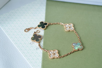 [Aura Jewels]New CLOVER 5 MOTIF GRAY MOP BRACELET COLLECTION