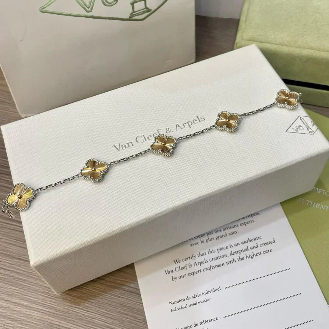 [Aura Jewels]New  CLOVER 5 MOTIF LASER BRACELET COLLECTION