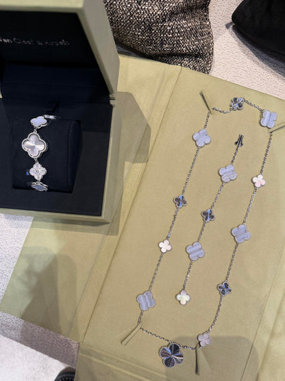 [¡®Aura Jewels¡¯] 25 NEW CLOVER 15 MOTIFS PURPLE CHALCEDONY