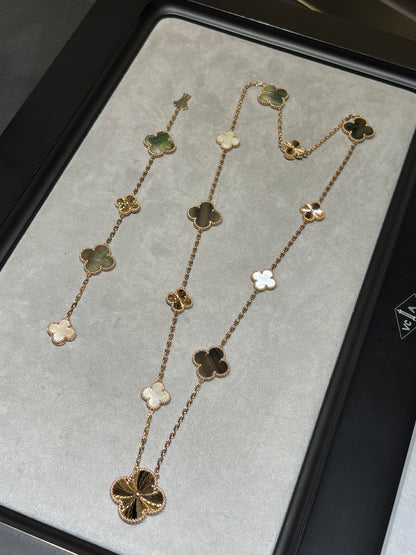 [¡®Aura Jewels¡¯] 25 NEW CLOVER 15 MOTIFS GRAY MOTHER-OF-PEARL