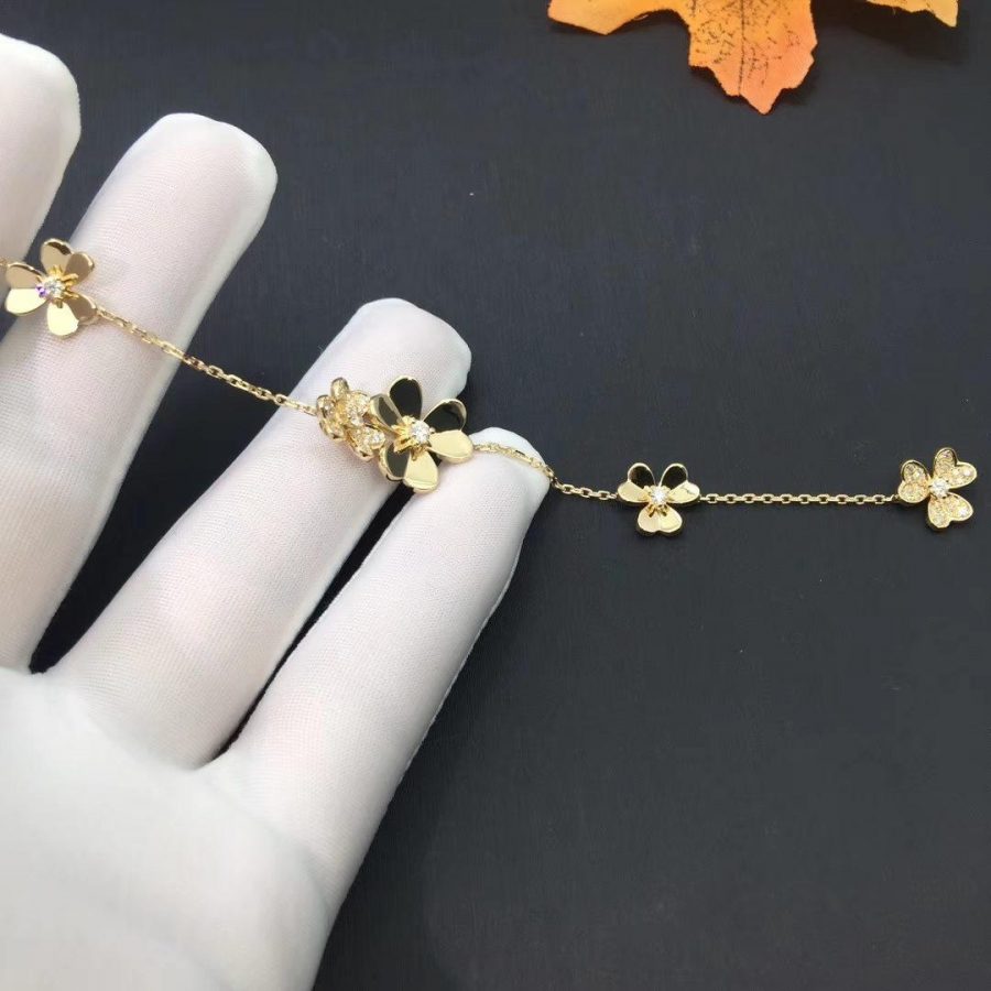 ¡®Aura Jewels¡¯FRIVOLE GOLD 5 FLOWERS BRACELET