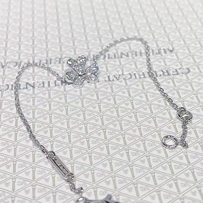 ¡®Aura Jewels¡¯FRIVOLE SILVER FLOWER DIAMOND BRACELET