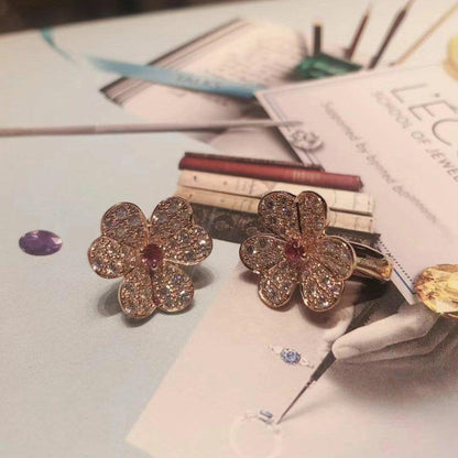 ¡®Aura Jewels¡¯FRIVOLE PINK GOLD FLOWER DIAMOND EARRINGS