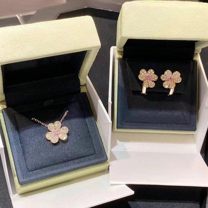 ¡®Aura Jewels¡¯FRIVOLE ROSE GOLD FLOWER DIAMOND NECKLACE