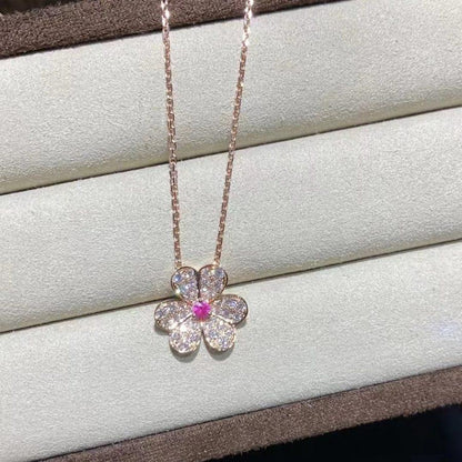 ¡®Aura Jewels¡¯FRIVOLE ROSE GOLD FLOWER DIAMOND NECKLACE