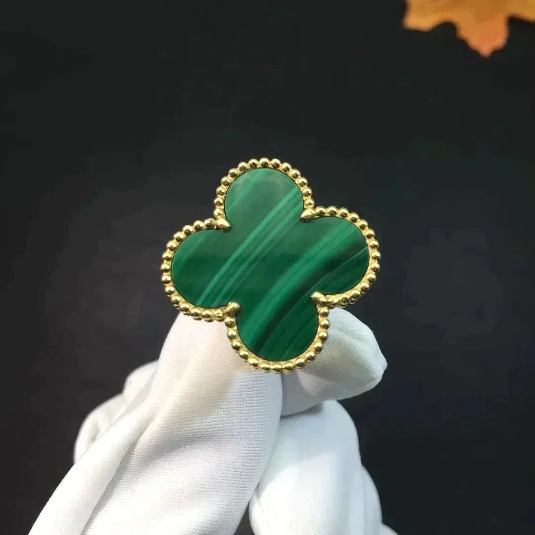 ¡®Aura Jewels¡¯CLOVER MALACHITE RING