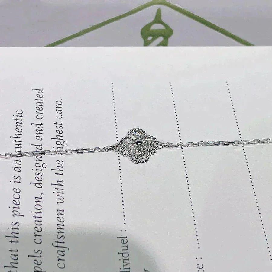 ¡®Aura Jewels¡¯CLOVER  SINGLE FLOWER BRACELET SILVER