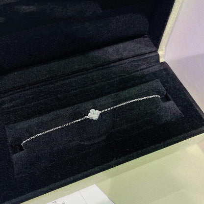 ¡®Aura Jewels¡¯CLOVER  SINGLE FLOWER BRACELET SILVER
