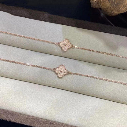 ¡®Aura Jewels¡¯CLOVER SINGLE FLOWER BRACELET