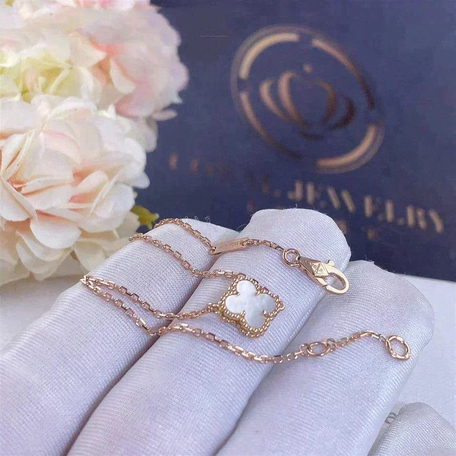¡®Aura Jewels¡¯CLOVER WHITE MOP SINGLE FLOWER BRACELET