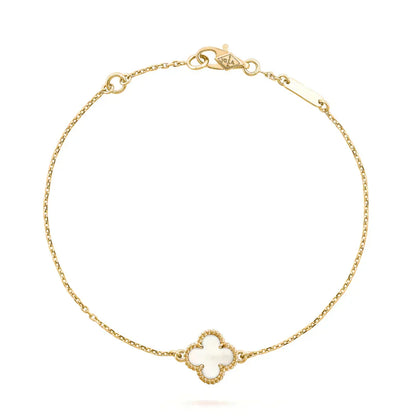 ¡®Aura Jewels¡¯CLOVER WHITE MOP SINGLE FLOWER BRACELET