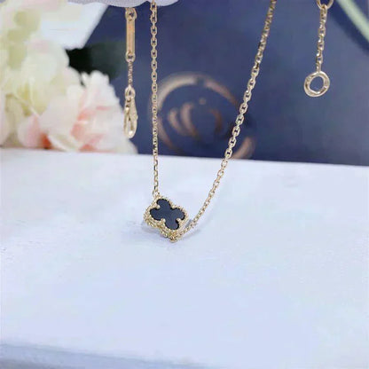 ¡®Aura Jewels¡¯CLOVER ONYX SINGLE FLOWER BRACELET