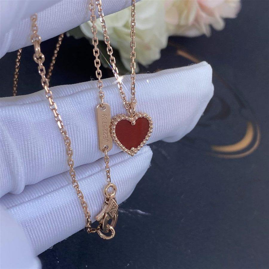 ¡®Aura Jewels¡¯SWEET CLOVER CARNELIAN HEART NECKLACE
